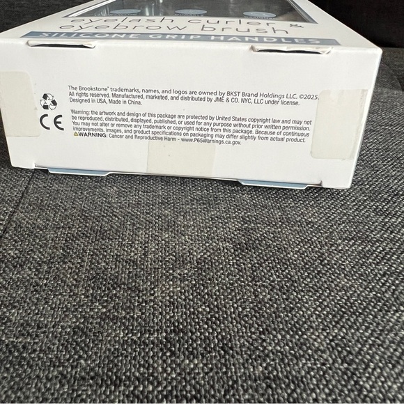 Brookstone Silver Eyelash Curler and Blue Eyebrow Brush Set - Picture 3 of 5